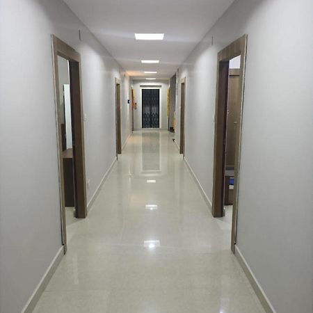 Swagath Residency Kākināda Extérieur photo